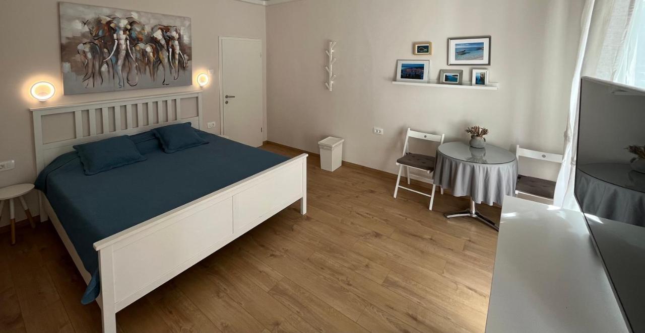 Apartment Check In Pula Exterior foto